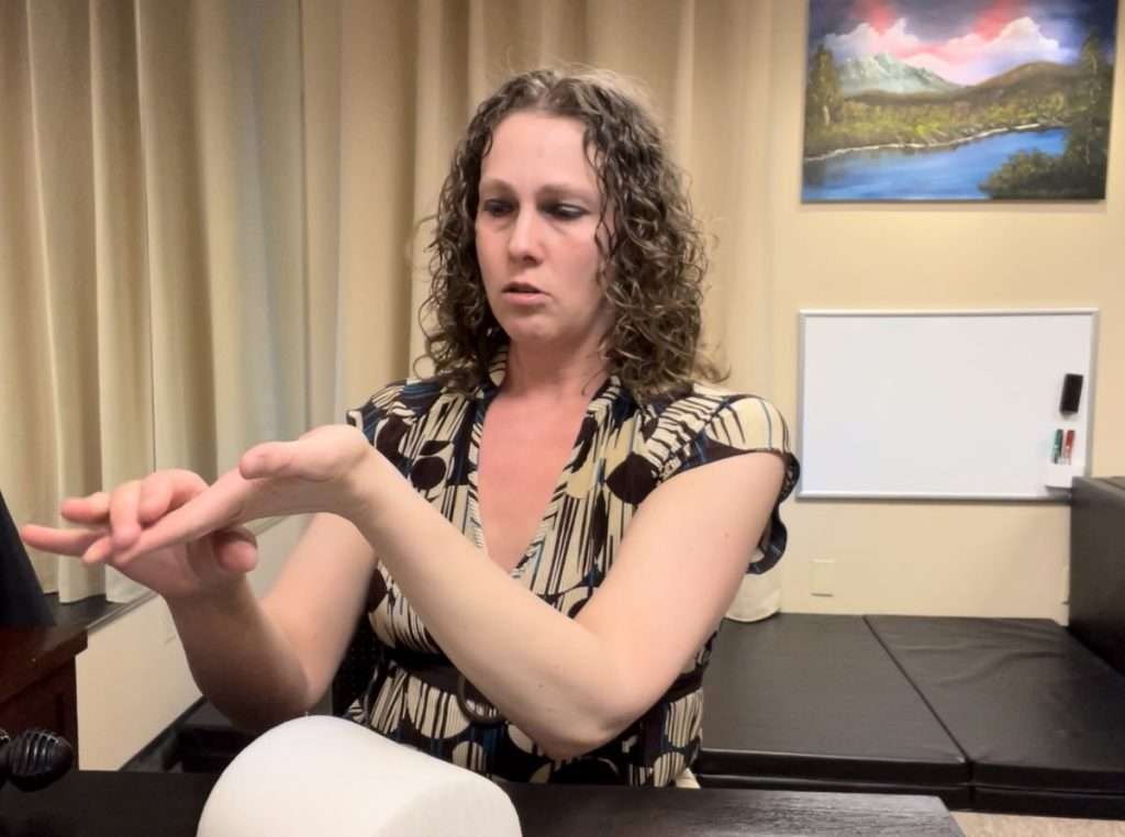 finger forearm stretch