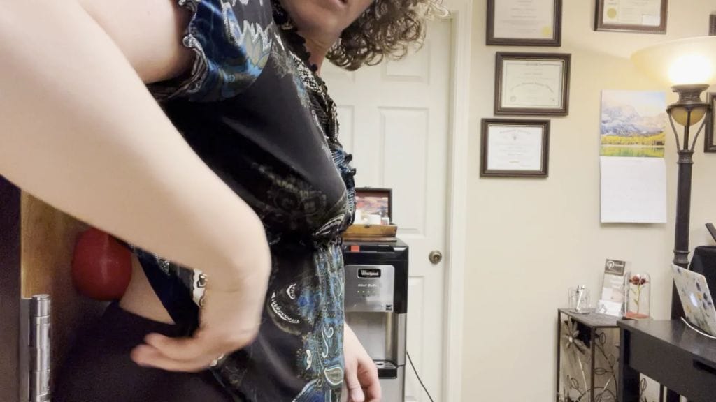 large ball massage QL Massage quadratus lumborum